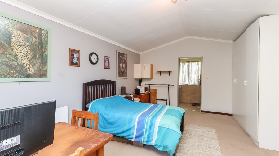 3 Bedroom Property for Sale in The Coves North West